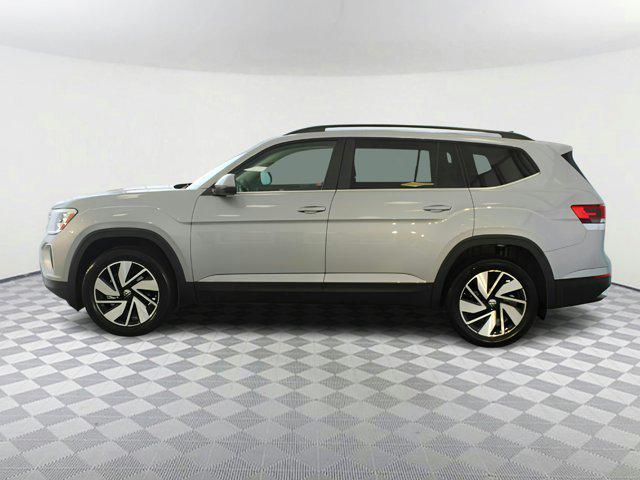 new 2025 Volkswagen Atlas car, priced at $47,021