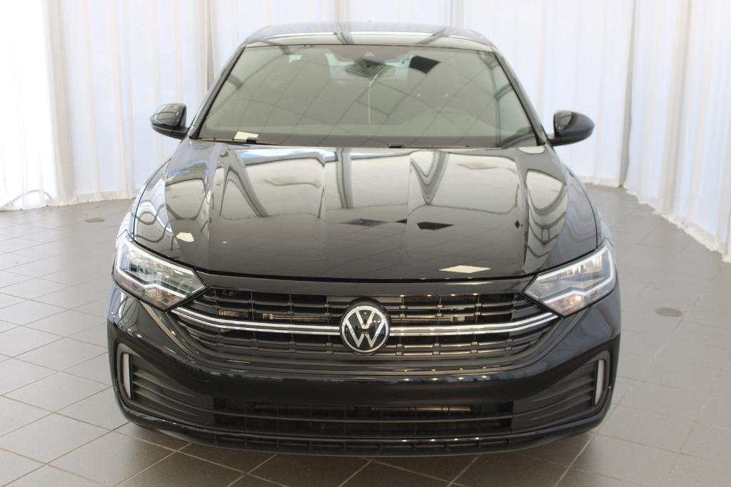 new 2024 Volkswagen Jetta car, priced at $24,321