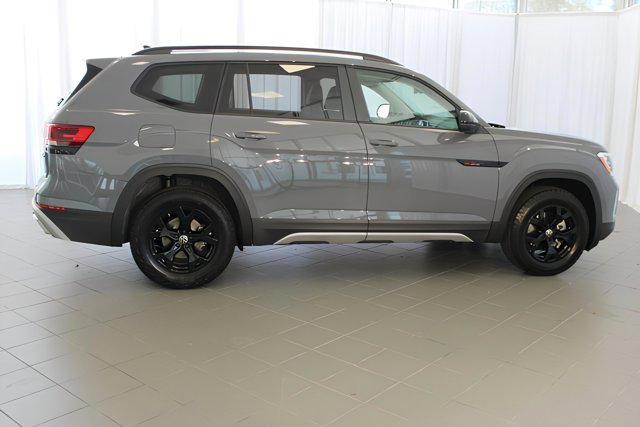 new 2025 Volkswagen Atlas car, priced at $49,529