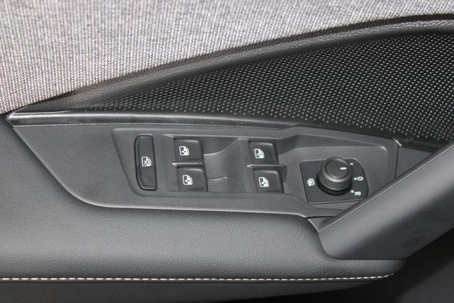 new 2025 Volkswagen Tiguan car, priced at $31,621