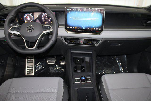 new 2025 Volkswagen Tiguan car, priced at $38,747