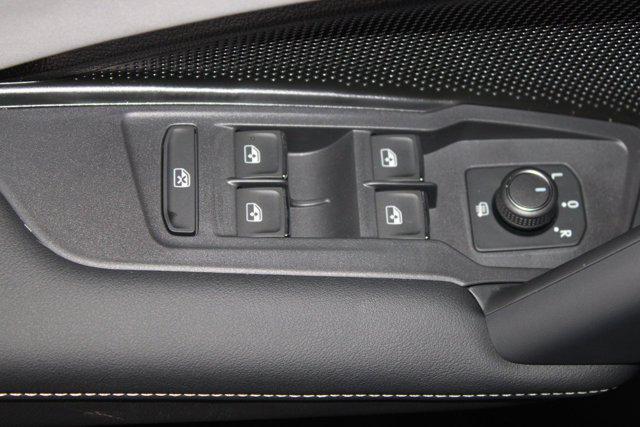 new 2025 Volkswagen Tiguan car, priced at $38,747