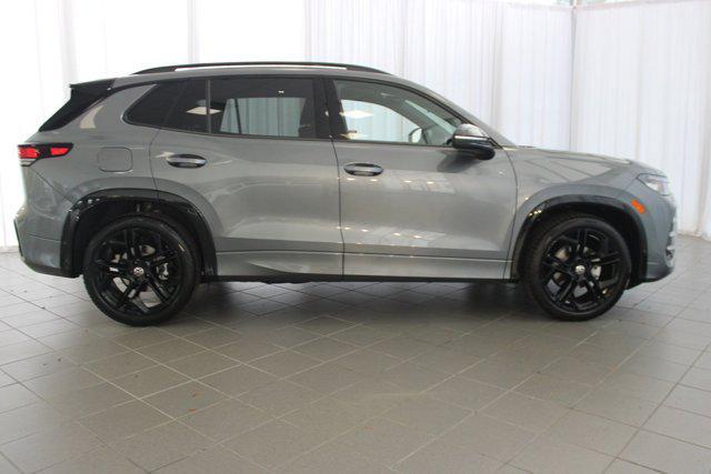 new 2025 Volkswagen Tiguan car, priced at $38,747