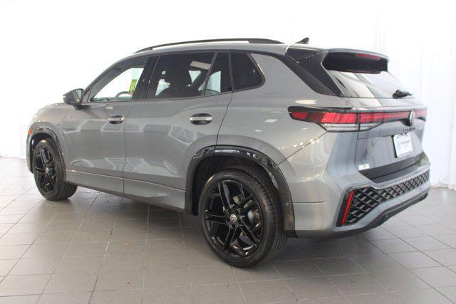 new 2025 Volkswagen Tiguan car, priced at $38,747