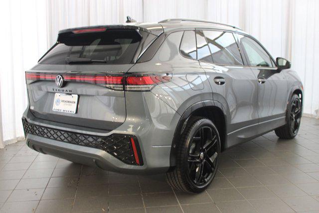 new 2025 Volkswagen Tiguan car, priced at $38,747