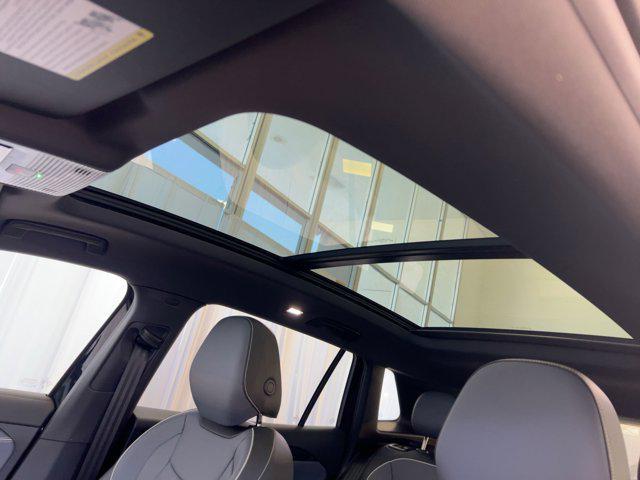 new 2026 Volkswagen Tiguan car, priced at $43,461