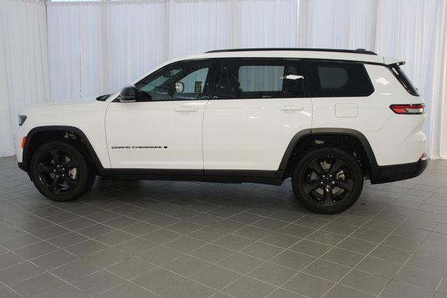 used 2022 Jeep Grand Cherokee L car, priced at $27,499