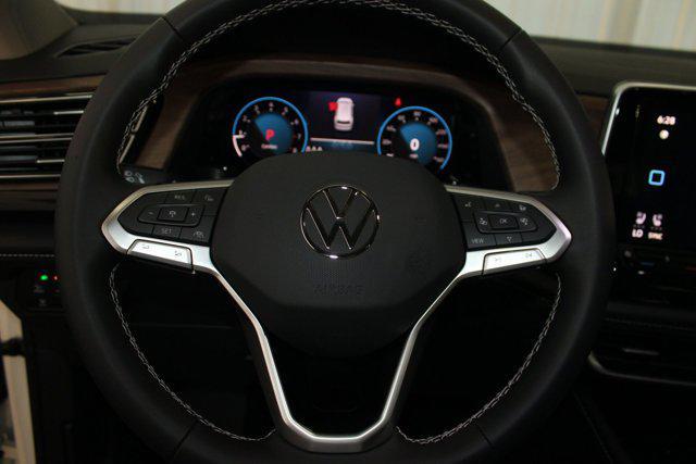 new 2026 Volkswagen Atlas car, priced at $48,398