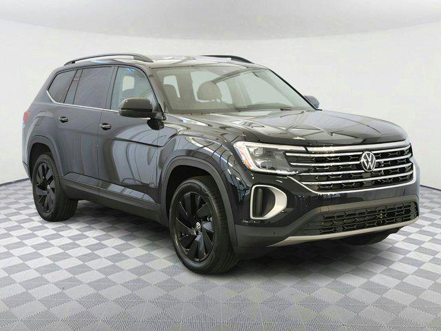 new 2025 Volkswagen Atlas car, priced at $46,710