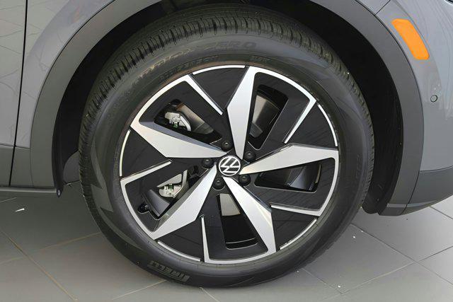 new 2025 Volkswagen ID.4 car, priced at $56,371
