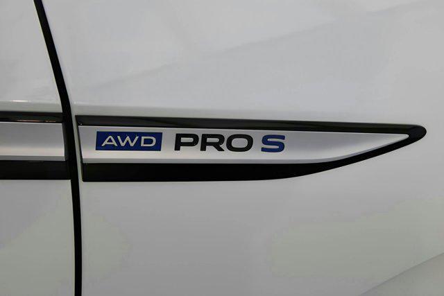 new 2025 Volkswagen ID.4 car, priced at $60,431