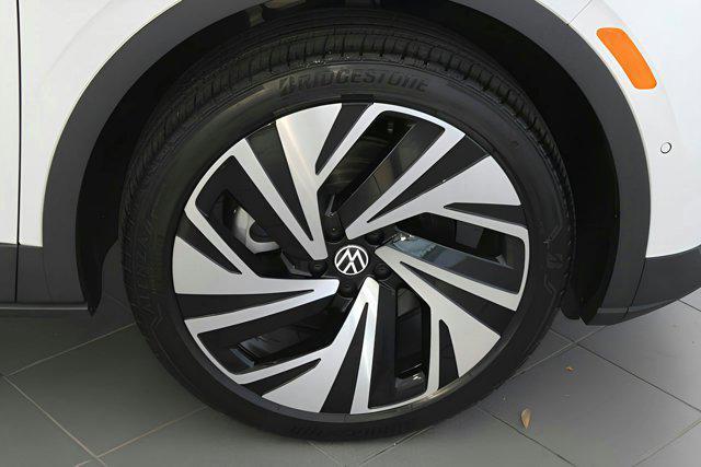new 2025 Volkswagen ID.4 car, priced at $60,431
