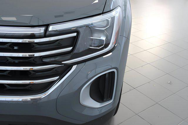 new 2025 Volkswagen Atlas car, priced at $45,931