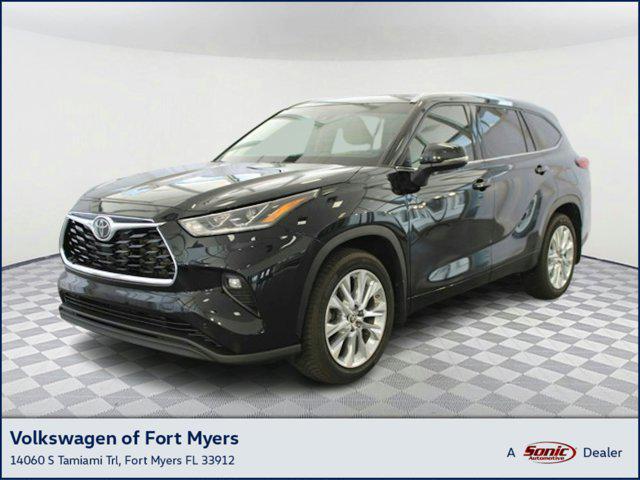 used 2021 Toyota Highlander car, priced at $36,778