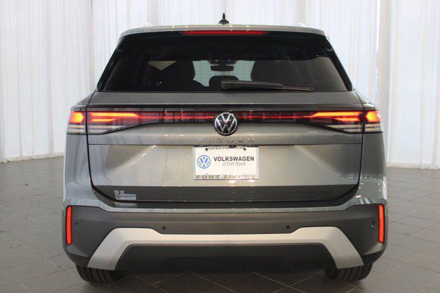 new 2025 Volkswagen Tiguan car, priced at $35,184