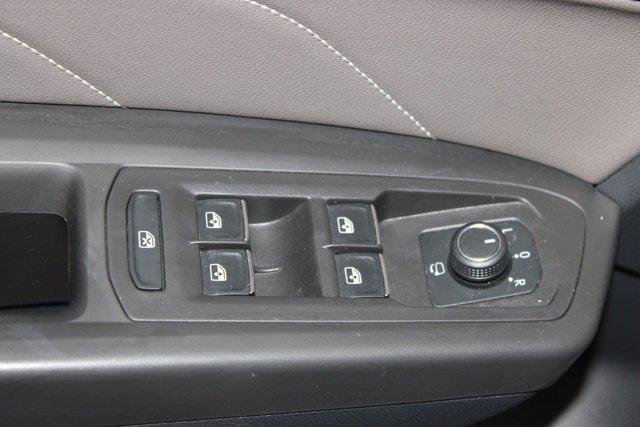 used 2023 Volkswagen Atlas car, priced at $36,998