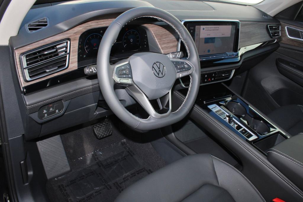 new 2024 Volkswagen Atlas car, priced at $49,134