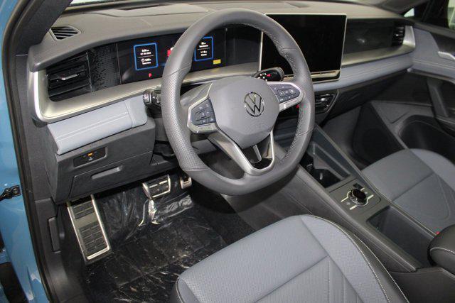 new 2025 Volkswagen Tiguan car, priced at $39,202
