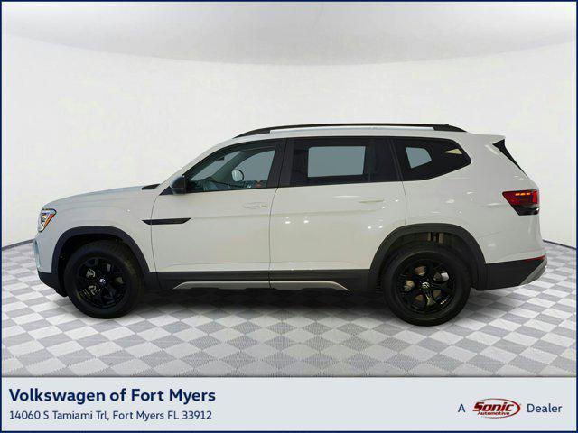 new 2025 Volkswagen Atlas car, priced at $48,901