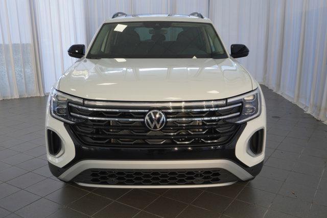 new 2025 Volkswagen Atlas car, priced at $47,301