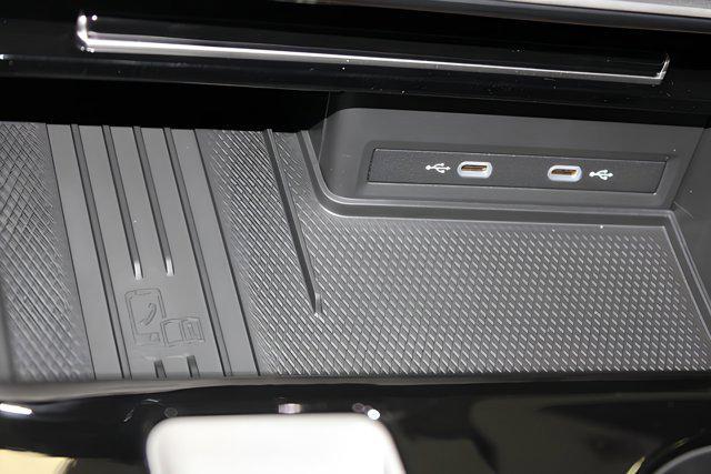 new 2025 Volkswagen Atlas car, priced at $46,921
