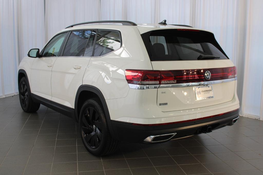 new 2024 Volkswagen Atlas car, priced at $42,193