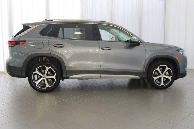 new 2025 Volkswagen Tiguan car, priced at $34,451