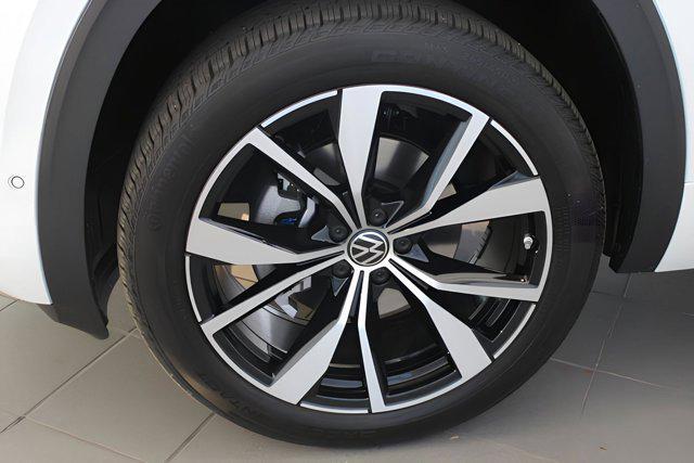 new 2025 Volkswagen Atlas Cross Sport car, priced at $55,641