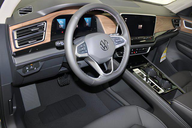 new 2025 Volkswagen Atlas car, priced at $45,931