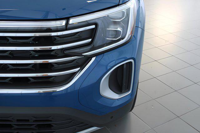 new 2025 Volkswagen Atlas car, priced at $47,616