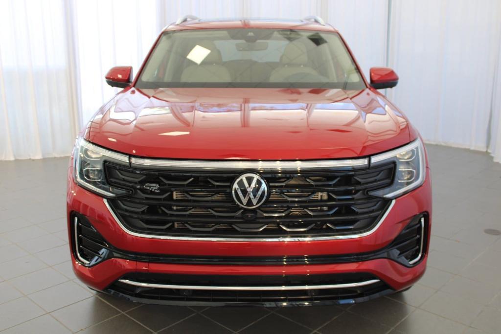 new 2024 Volkswagen Atlas car, priced at $54,471