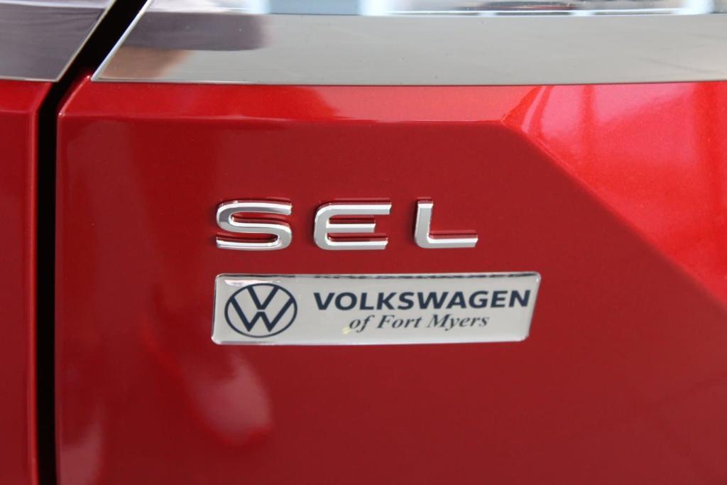 new 2024 Volkswagen Atlas car, priced at $54,471