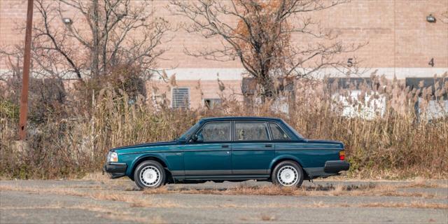 used 1993 Volvo 240 car, priced at $29,990