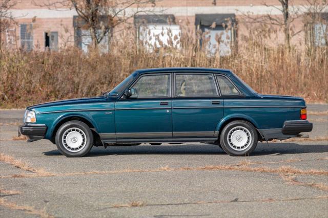 used 1993 Volvo 240 car, priced at $29,990