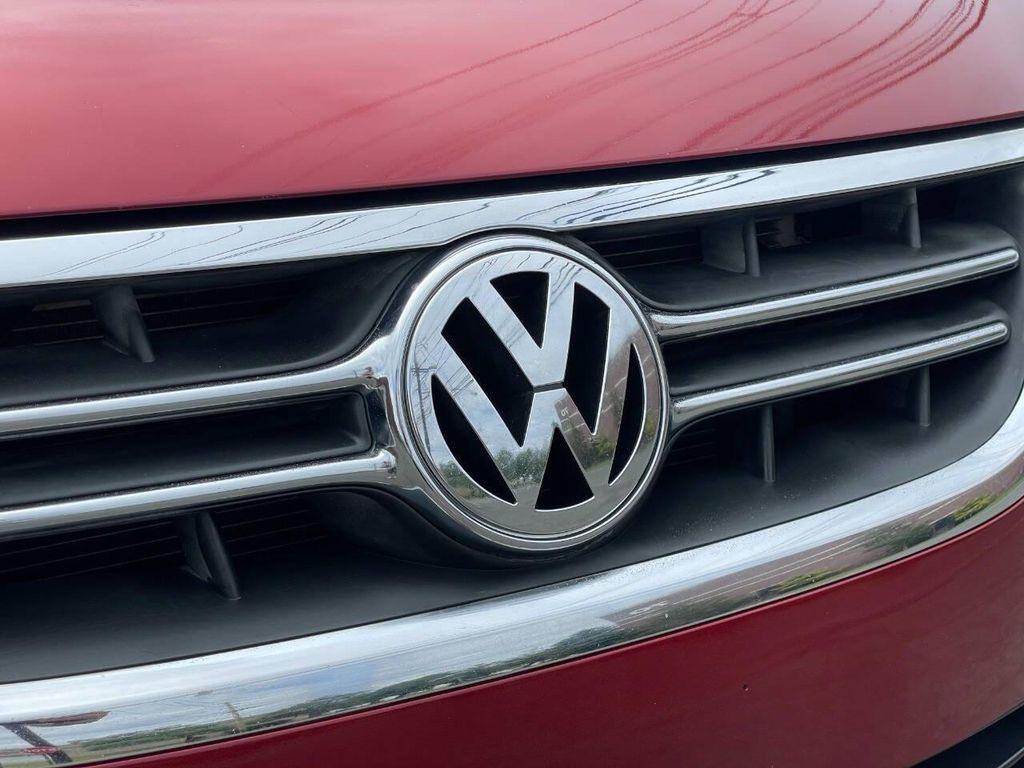used 2011 Volkswagen Routan car, priced at $5,750