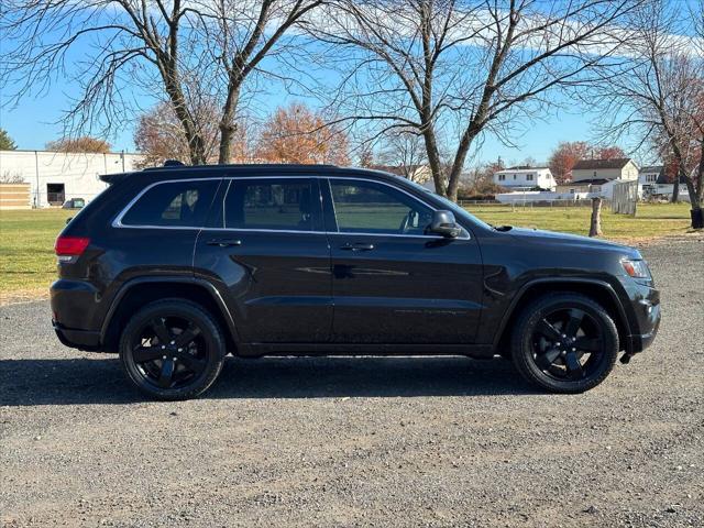 used 2014 Jeep Grand Cherokee car, priced at $12,650