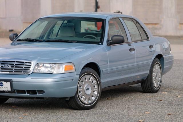 used 2004 Ford Crown Victoria car, priced at $18,900