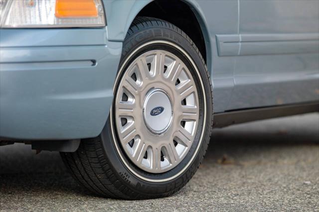 used 2004 Ford Crown Victoria car, priced at $18,900