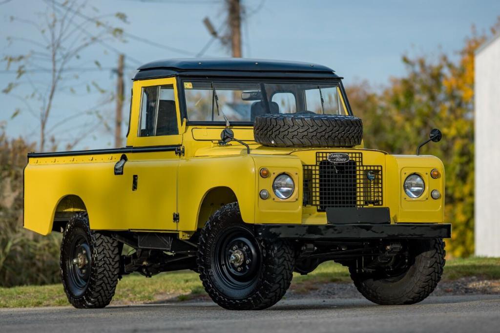 used 1974 Land Rover Series III car, priced at $49,500