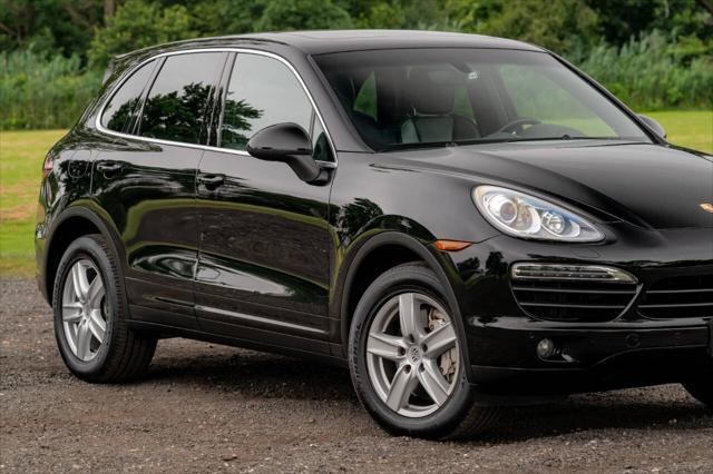 used 2014 Porsche Cayenne Hybrid car, priced at $16,490