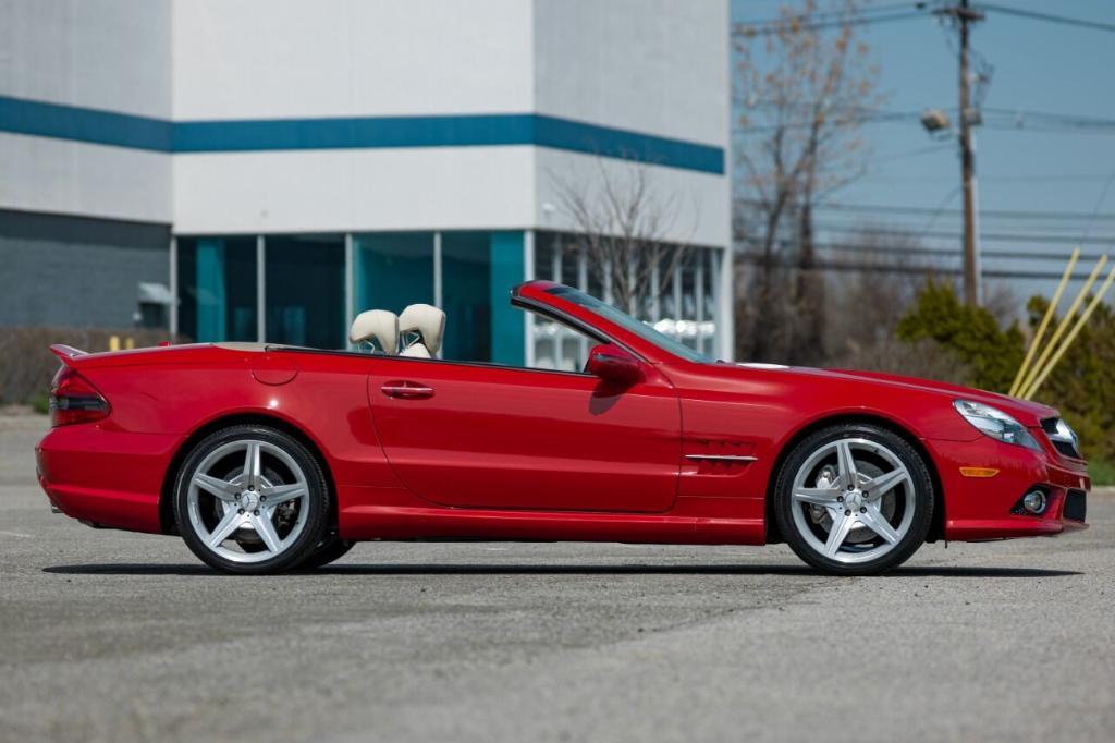 used 2009 Mercedes-Benz SL-Class car, priced at $32,780