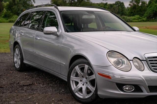 used 2008 Mercedes-Benz E-Class car, priced at $17,500