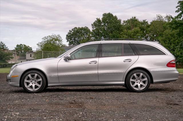 used 2008 Mercedes-Benz E-Class car, priced at $17,500