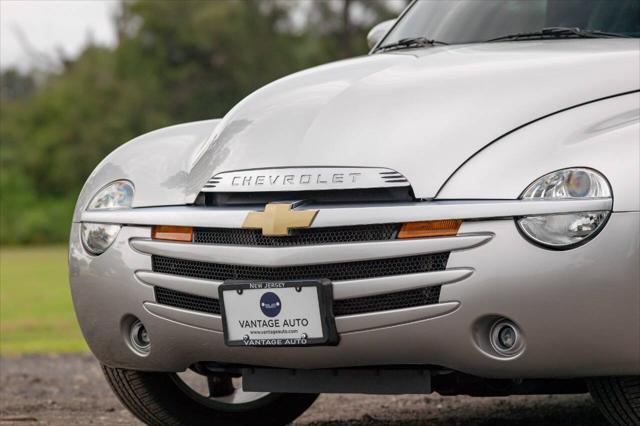 used 2005 Chevrolet SSR car, priced at $33,990