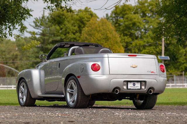 used 2005 Chevrolet SSR car, priced at $33,990