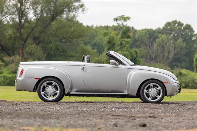 used 2005 Chevrolet SSR car, priced at $33,990