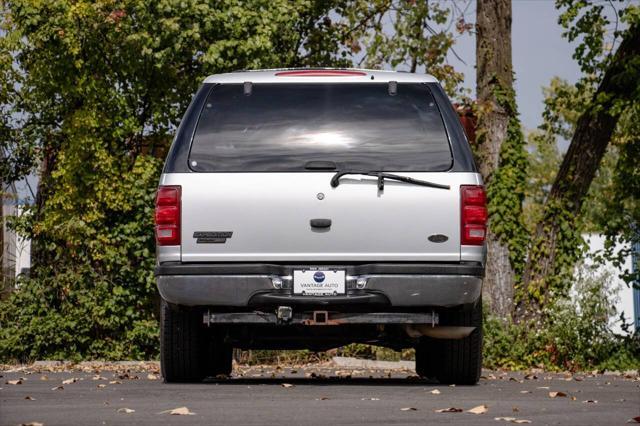 used 2001 Ford Expedition car, priced at $15,500