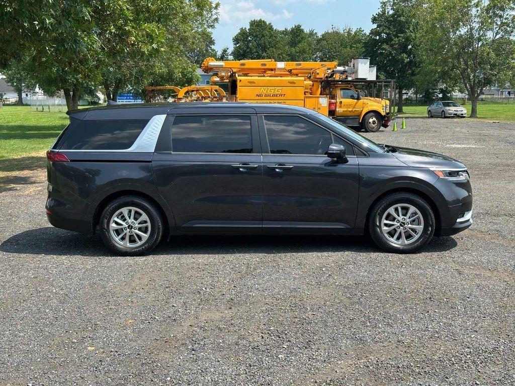 used 2022 Kia Carnival car, priced at $17,250