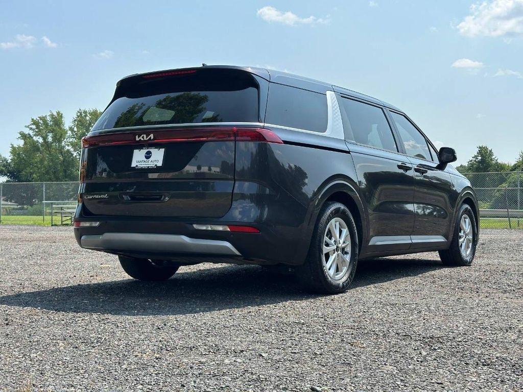 used 2022 Kia Carnival car, priced at $17,250