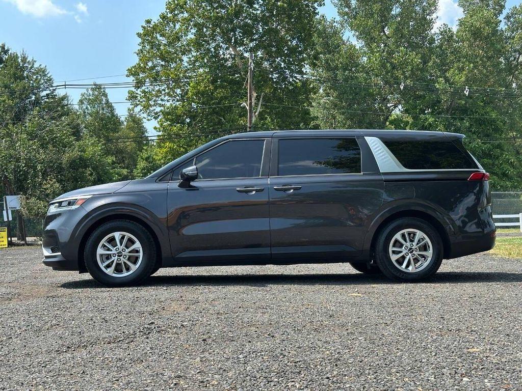 used 2022 Kia Carnival car, priced at $17,250